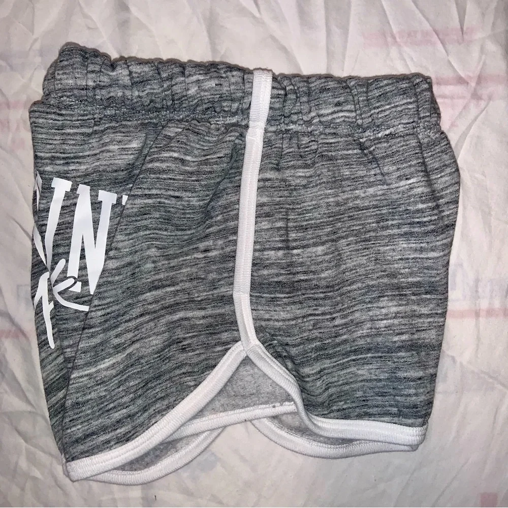 VICTORIA SECRET PINK VARSITY SHORTS XSMALL - Picture 4 of 7